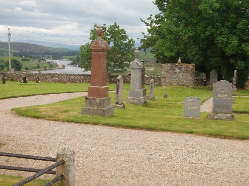 Commonwealth War Graves Lairg Cemetery