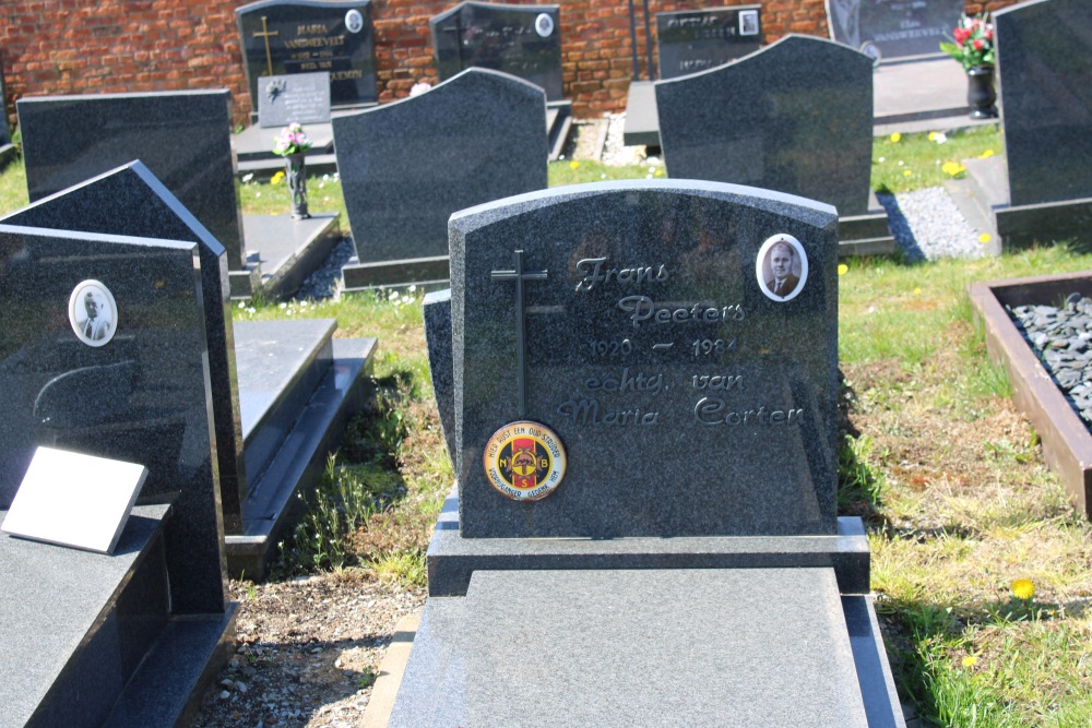 Belgian Graves Veterans Molenstede #2