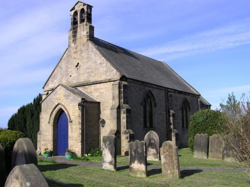 Oorlogsgraf van het Gemenebest St. Peter Churchyard