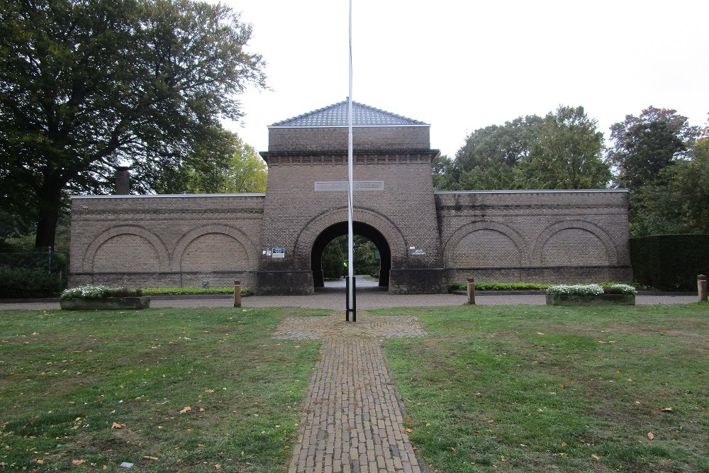 Commonwealth War Graves Municipal Cemetery Oldenzaal