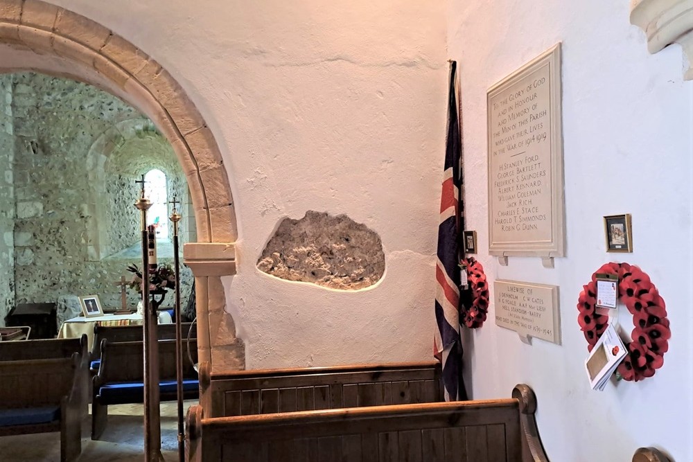 Oorlogsmonument St. Andrew Church #1