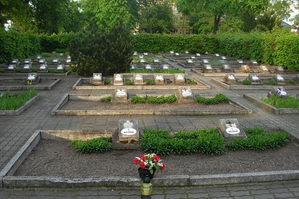 Polish War Graves Cmentarz Komunalny 1939-1945 #1