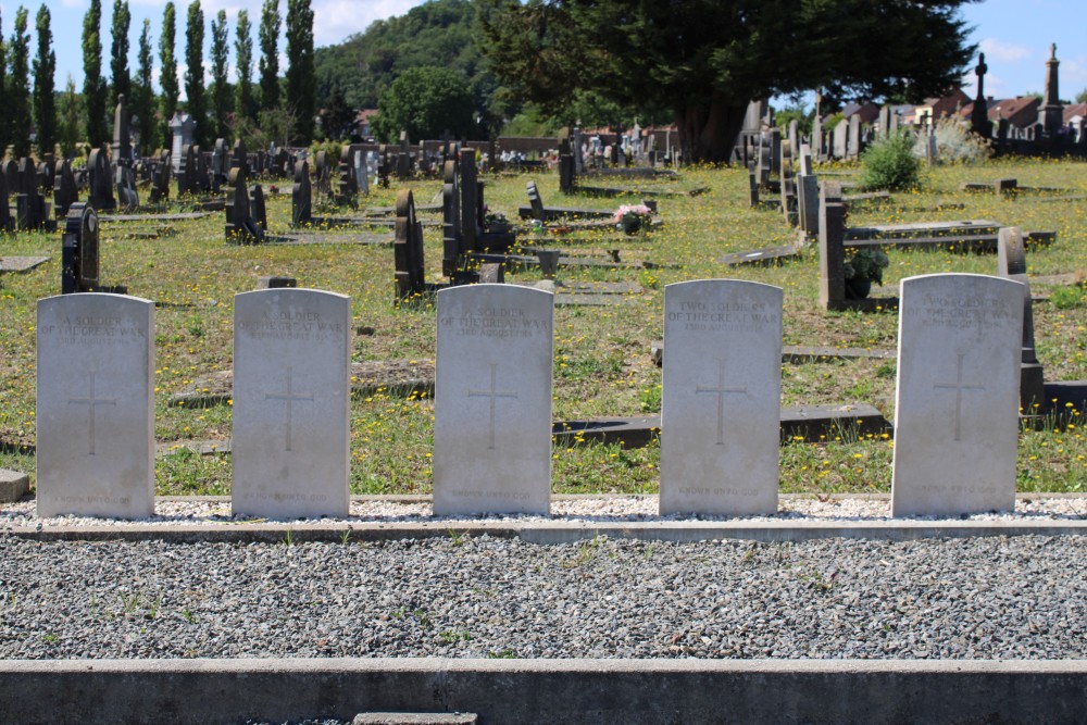 Commonwealth War Graves Jemappes #2