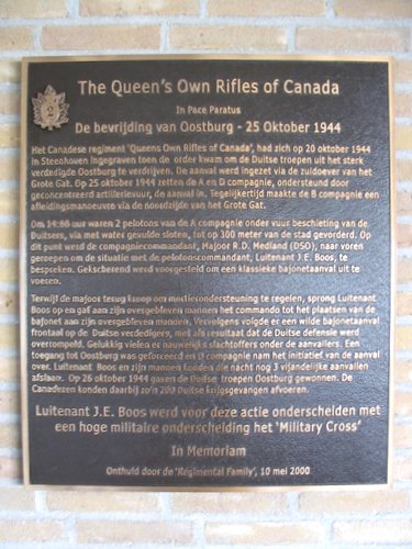 Gedenktekens Queens Own Rifles of Canada Oostburg #3