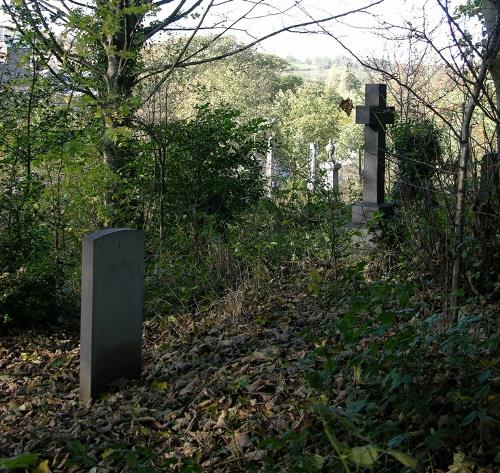 Oorlogsgraven van het Gemenebest Farsley Baptist Burial Ground #1