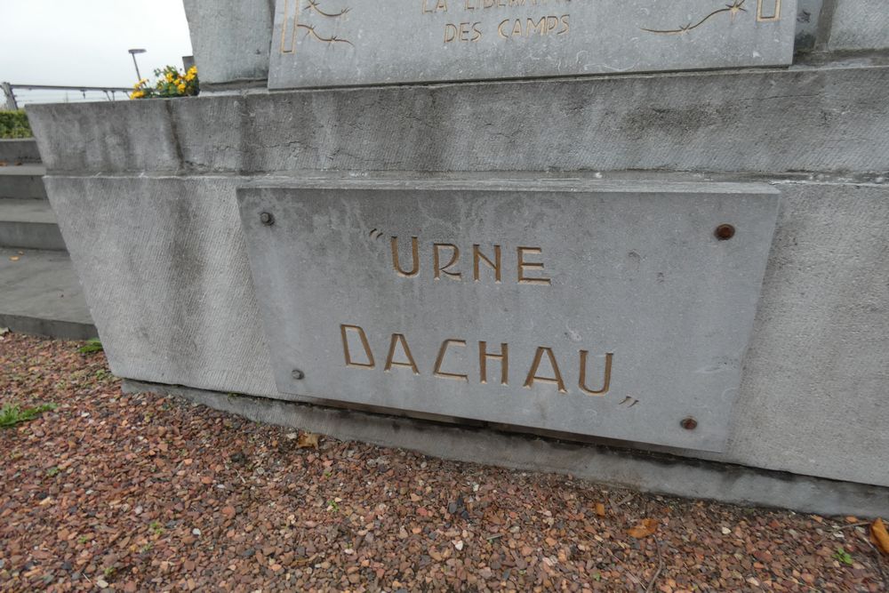 Oorlogsmonument Visé #2