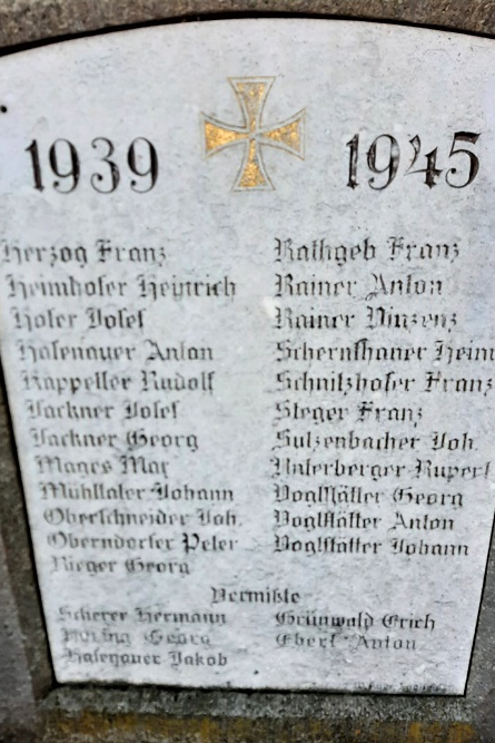 War Memorial St. Georgen #4