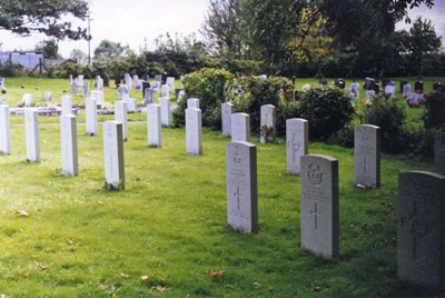 Commonwealth War Graves Kirton-in-Lindsey #1