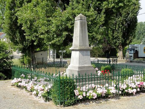 War Memorial Fresnoy-la-Rivière #1