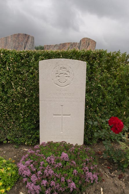 Commonwealth War Graves Ploegsteert #5