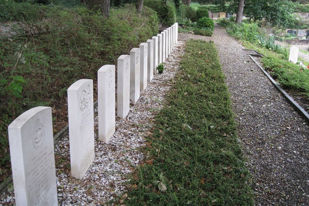 Oorlogsgraven van het Gemenebest Algemene Begraafplaats Noordwijk #2