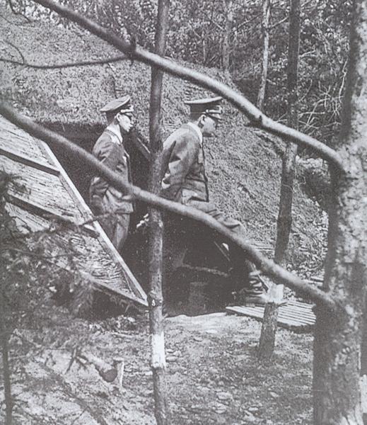 Hitler tijdens de Duitse inval in het Westen