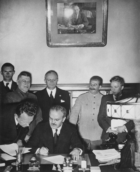 Molotov-Von Ribbentrop pact 23-08-1939
