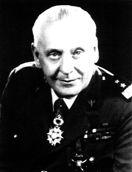 Stanislaw Maczek